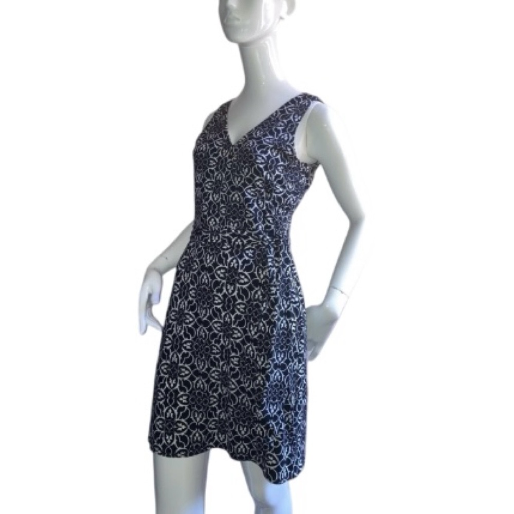 WHBM Black & White Faux Wrap Sleeveless Dress XS